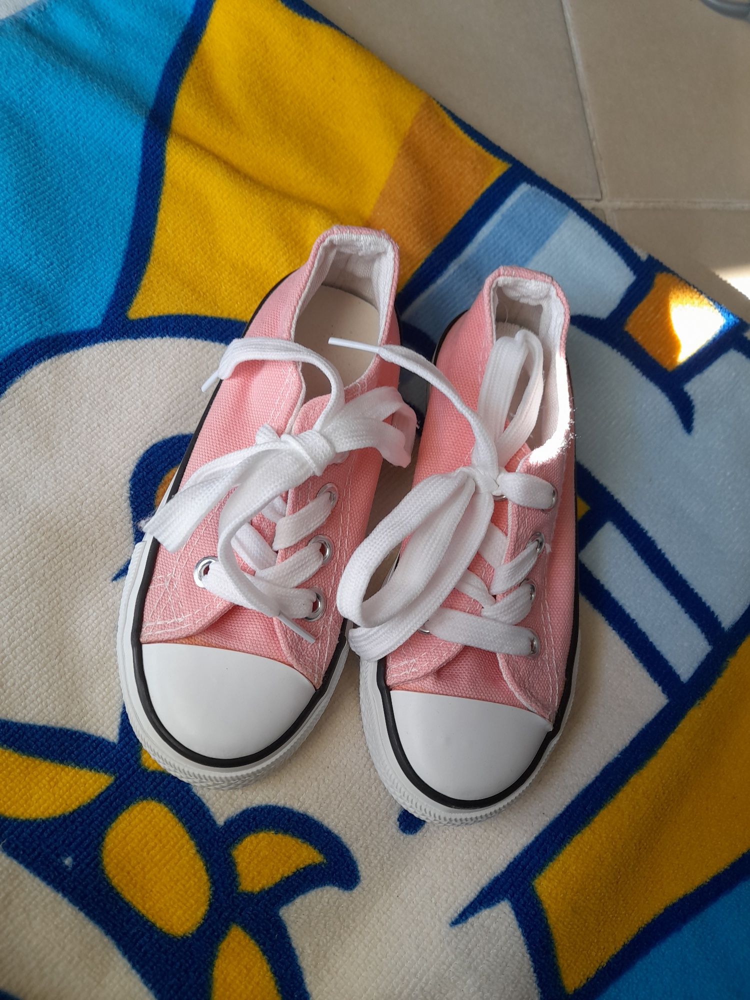 Tenis novos e usados  3€ cada