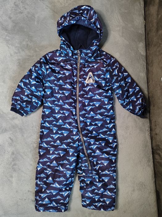 Зимний комбинезон для мальчика