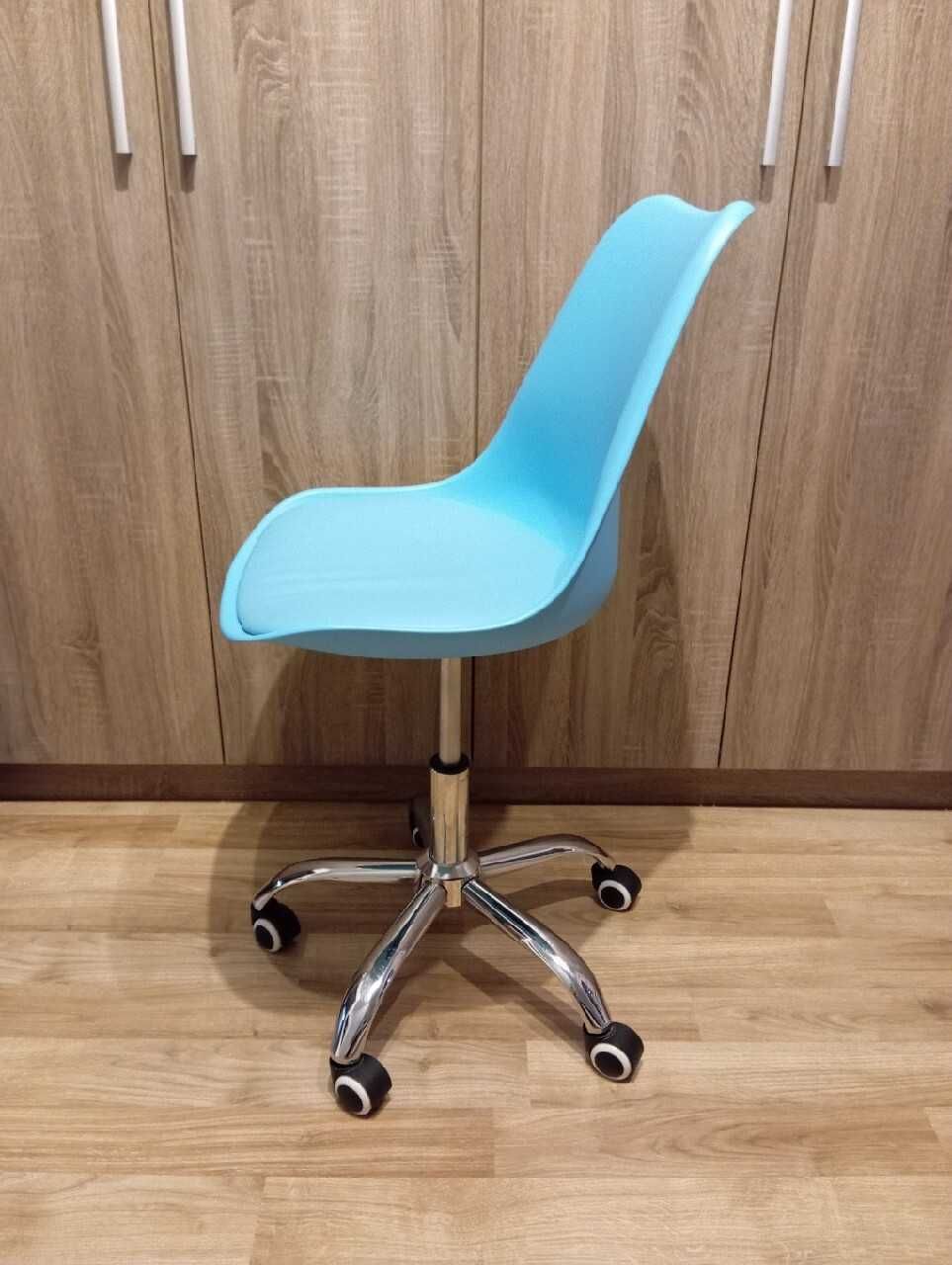 Krzesło / fotel biurowy dziecięcy kubełkowy