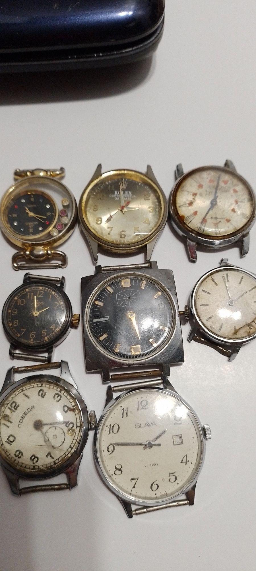 Часы разные времён СССР
