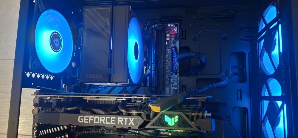 Ryzen 5 8400F/16gb ddr5/rtx 3070/1000gb nvme m2