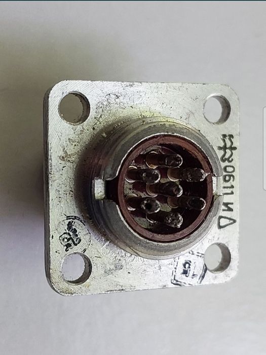 Разъем  2РМГ22Б10Ш1Е2Б