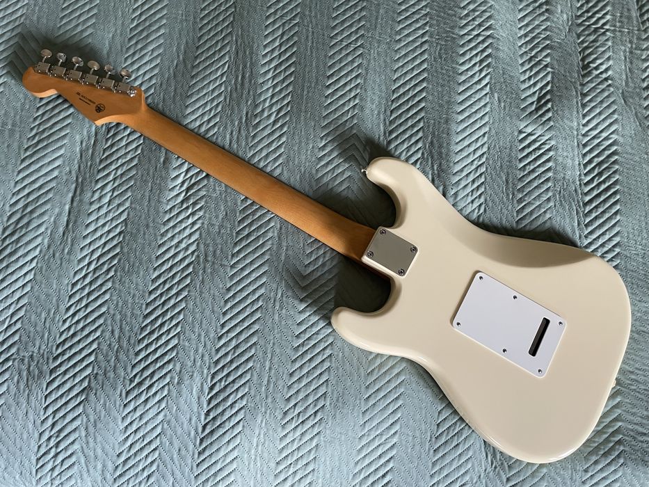 Stratocaster Fender Vintera 60s Modified