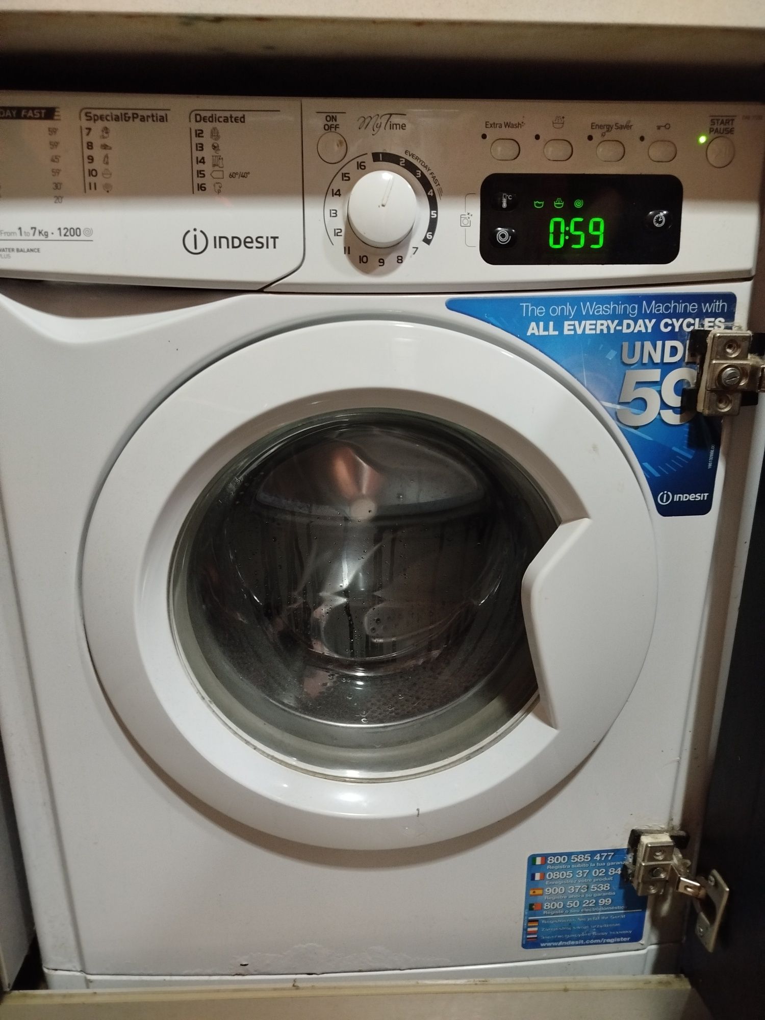 Máquina de lavar roupa Indesit