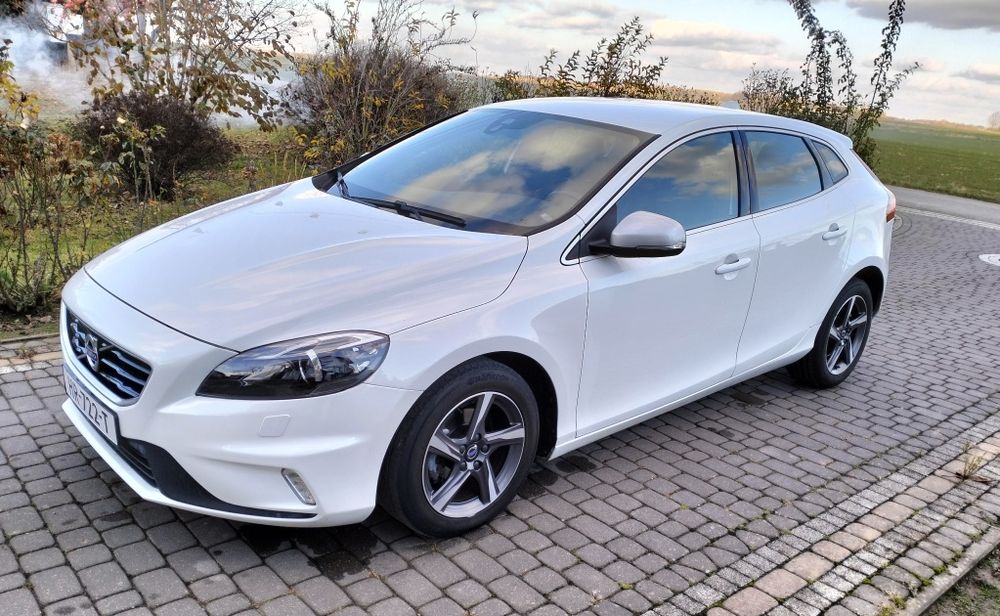Volvo V40 R-design 2.0 D2