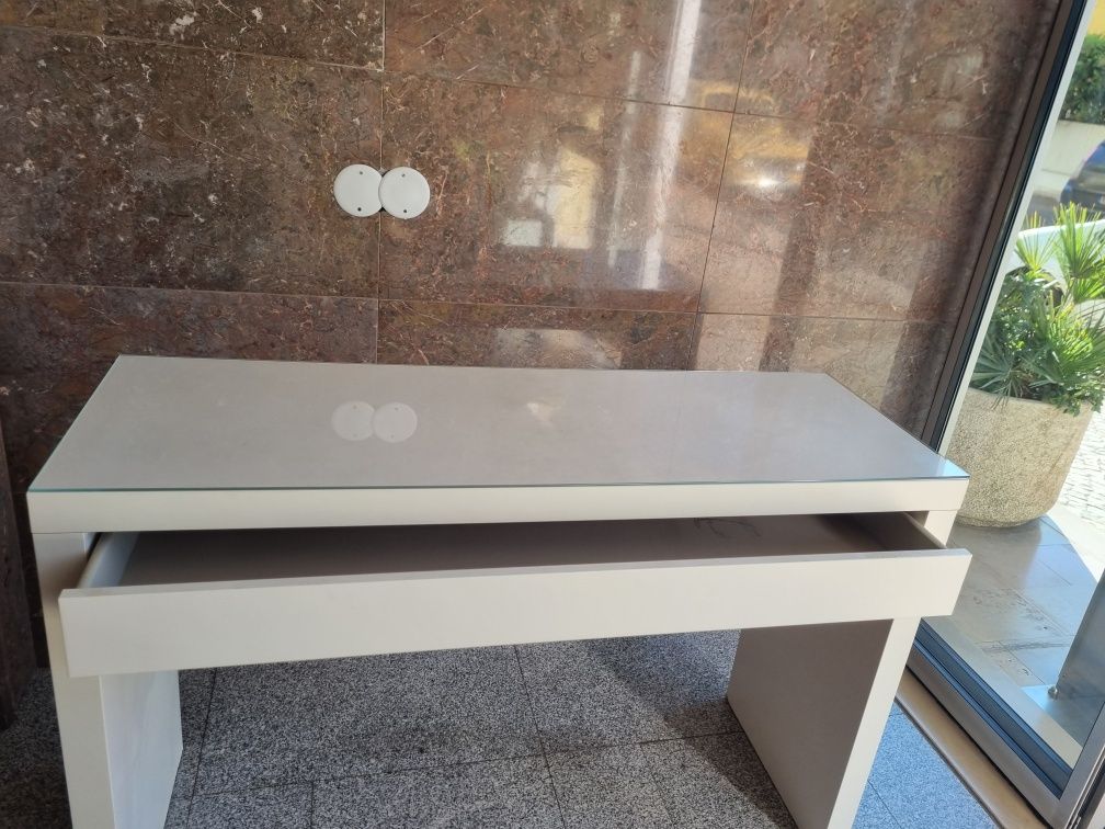 Aparador consola Ikea branco