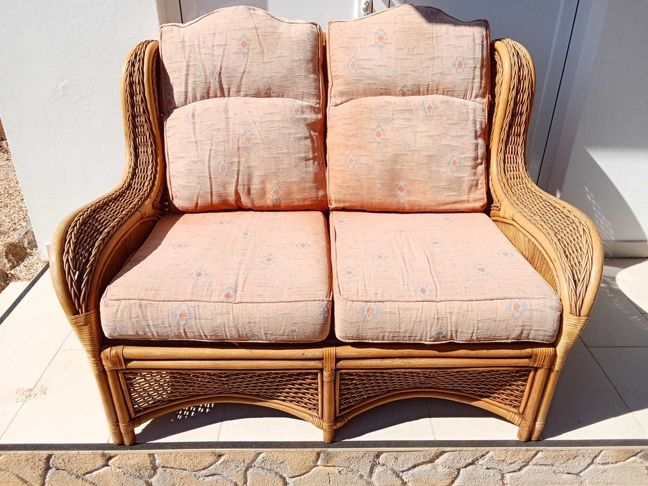 Ratan Moveis furniture set with cushions