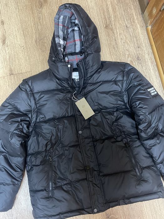 Пуховик Burberry,барбері