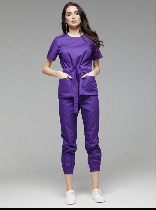 Медицинский костюм.Медичний костюм