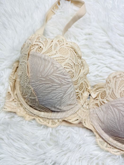 Biustonosz usztywniany 75D beżowy Debenhams
