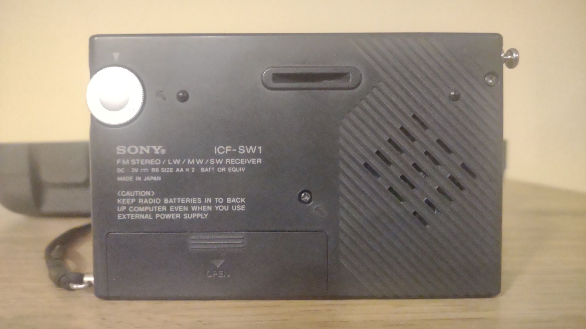 Radio Sony ICF-SW1S