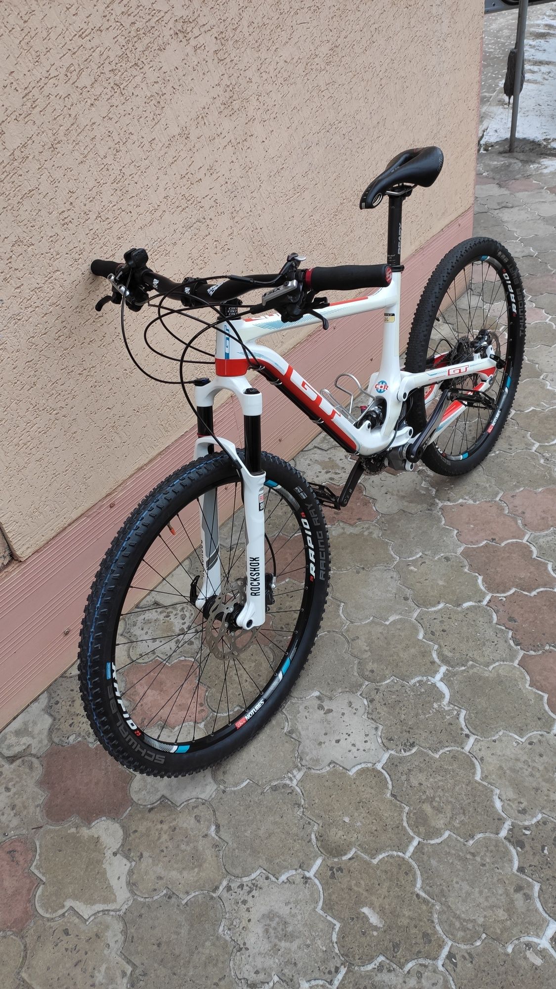 Карбоновий Двухподвес GT Helion Expert carbon 27.5