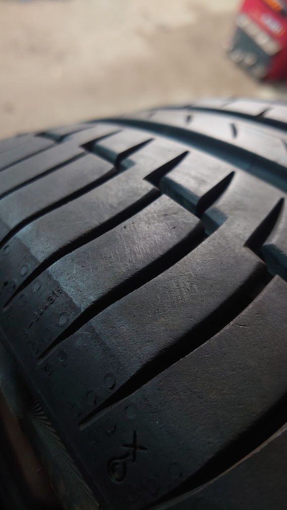 Летние шины Continental Premium Contact 6 235/45 r20 комплект