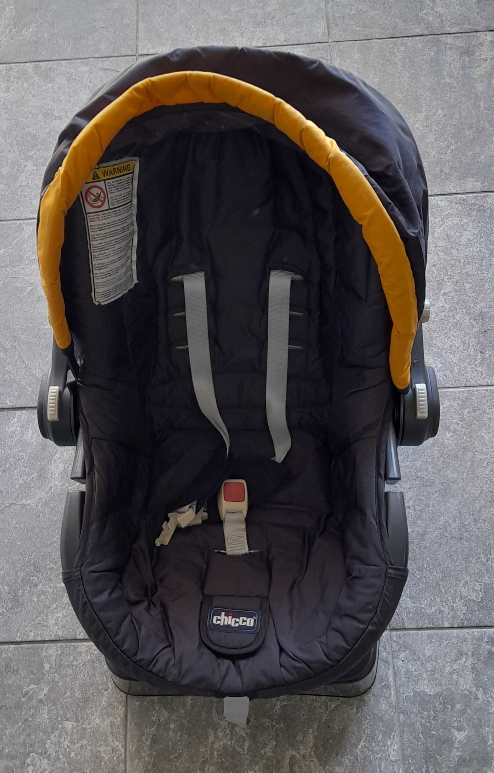Cadeira auto para bebé E4 0-13kg (Chicco)