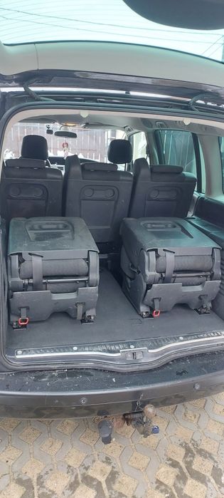 Renault Espace uszkodzony