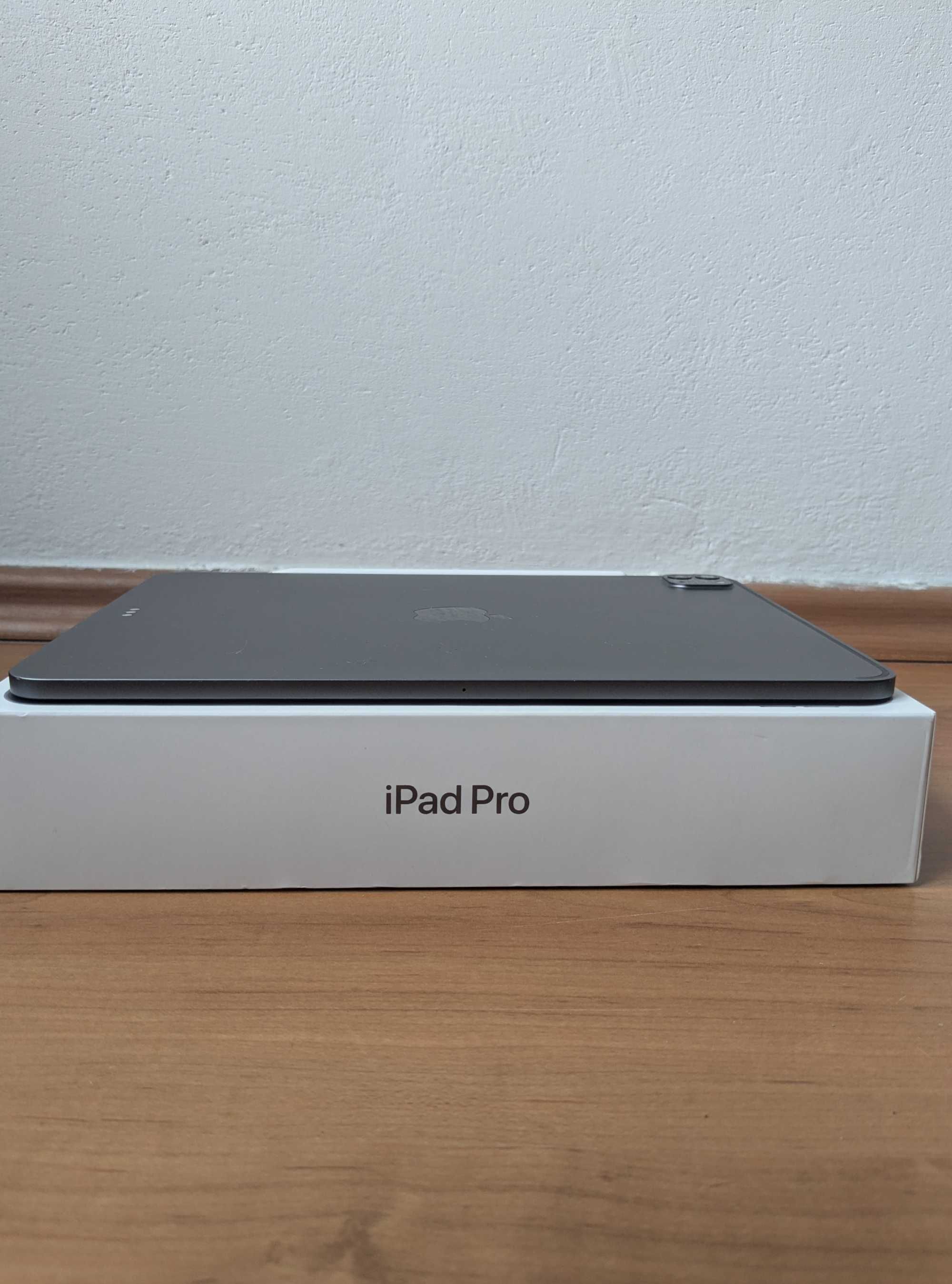 Apple iPad Pro M1 11 cali 128GB z Apple Pencil 2 generacji
