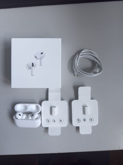 AirPods Pro 2-Lightning