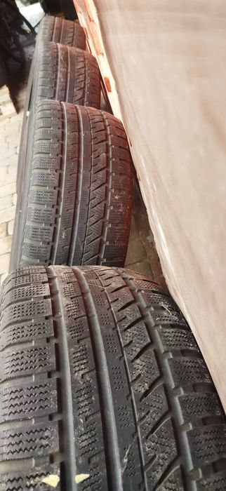 R16 Volkswagen-Seat-Audi A4-A6-Mersedes-Skoda-Резина 225-55 зима