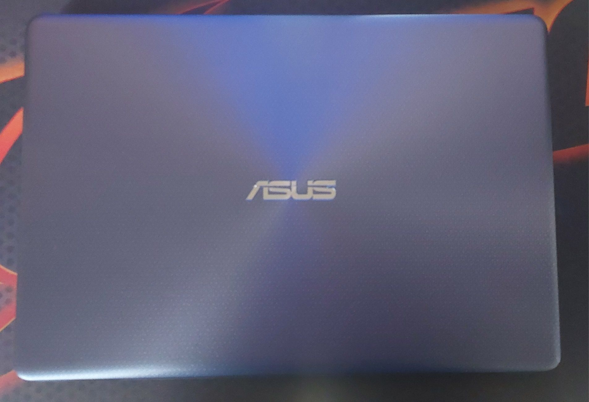 Ноутбук ASUS Vivobook 14 X405UR
