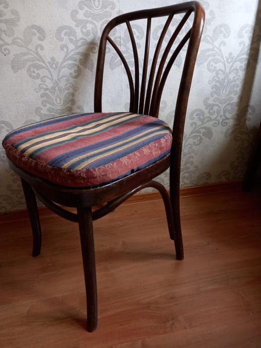 Krzesło gięte drewno vintage drewniane
