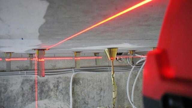 Укладання плитки • Шпаклювання • Фарбування стін • Укладка ламінату