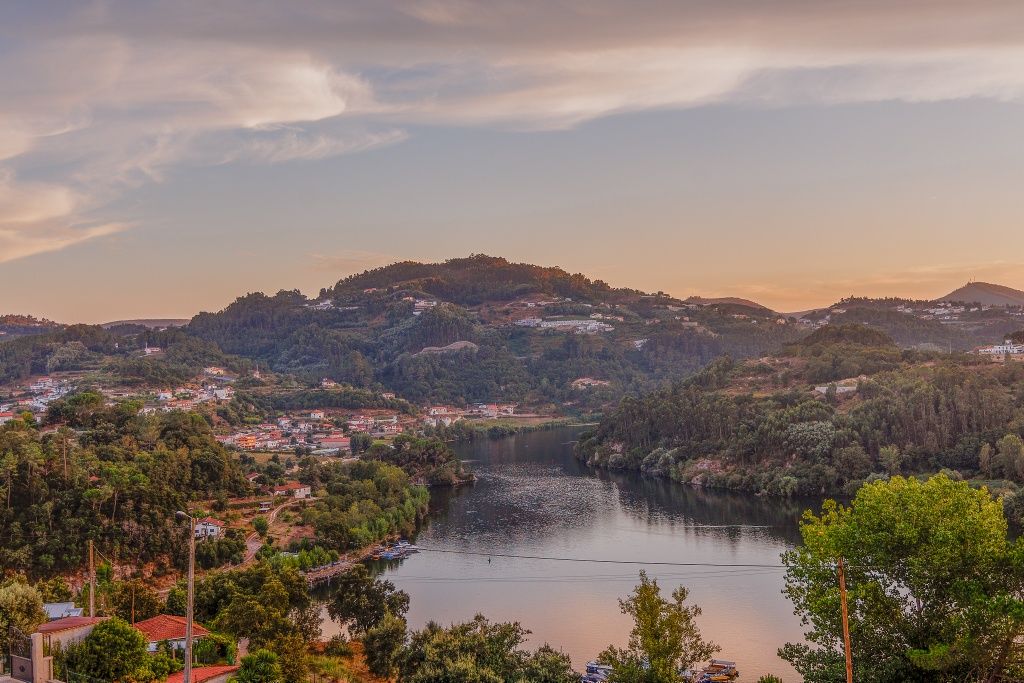 Alugo casa para férias no Douro