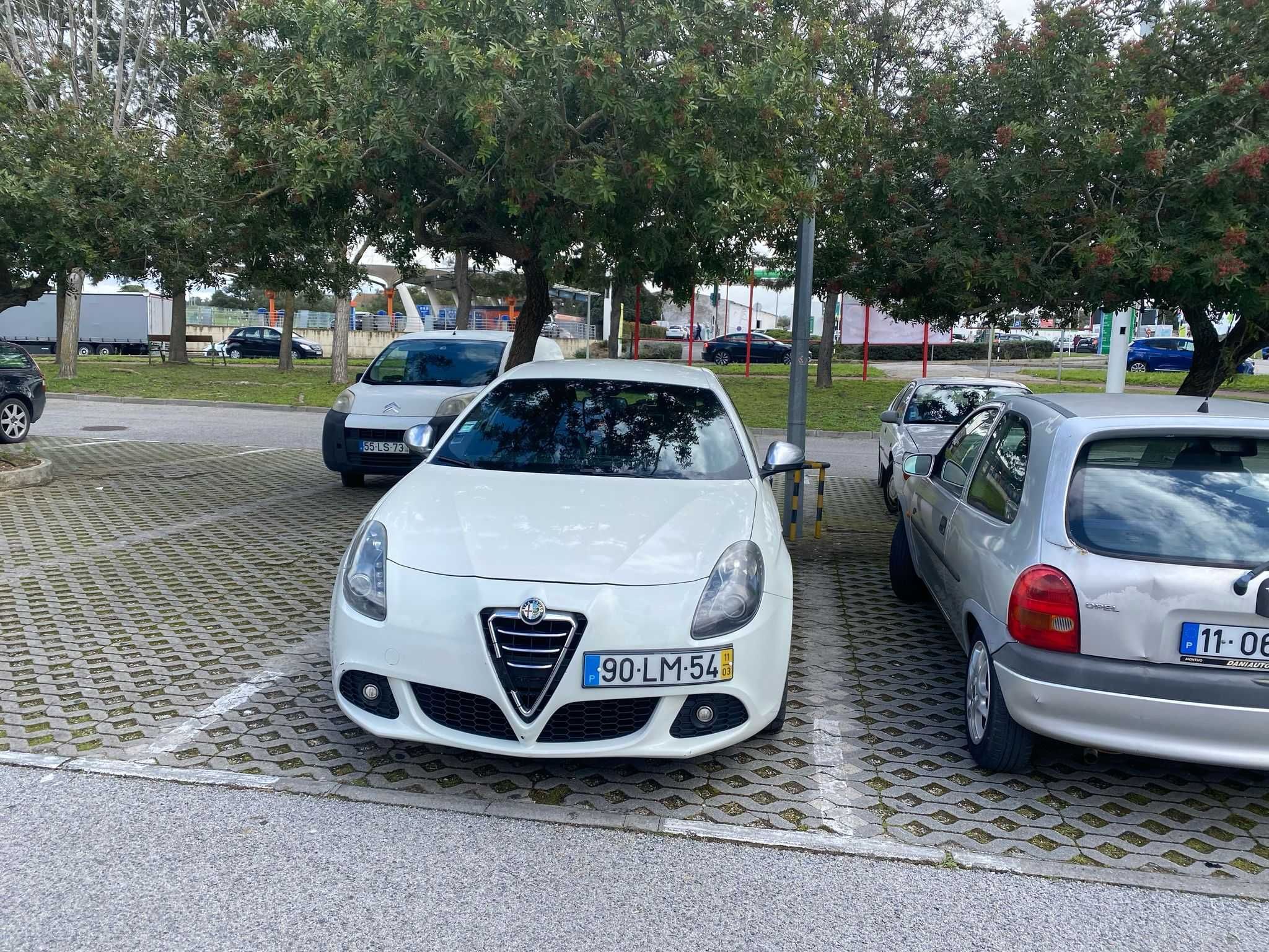 Alfa Romeo  Giulietta 1.6  , impecavel