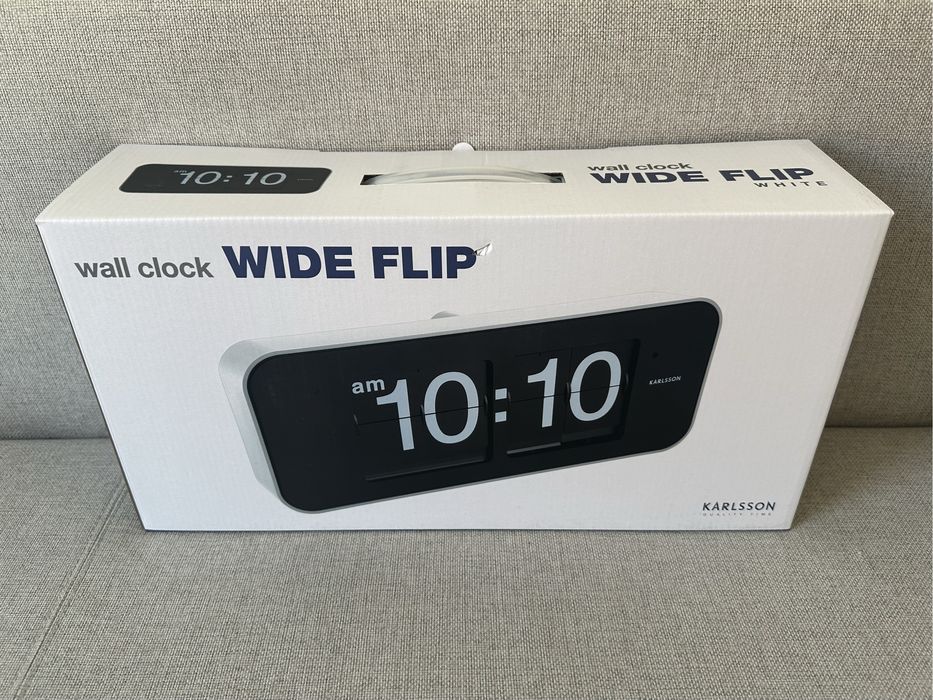 Karlsson Wide Flip - klapkowiec, zegar retro