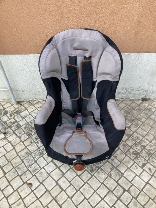 Cadeira auto para crianças em bom estado