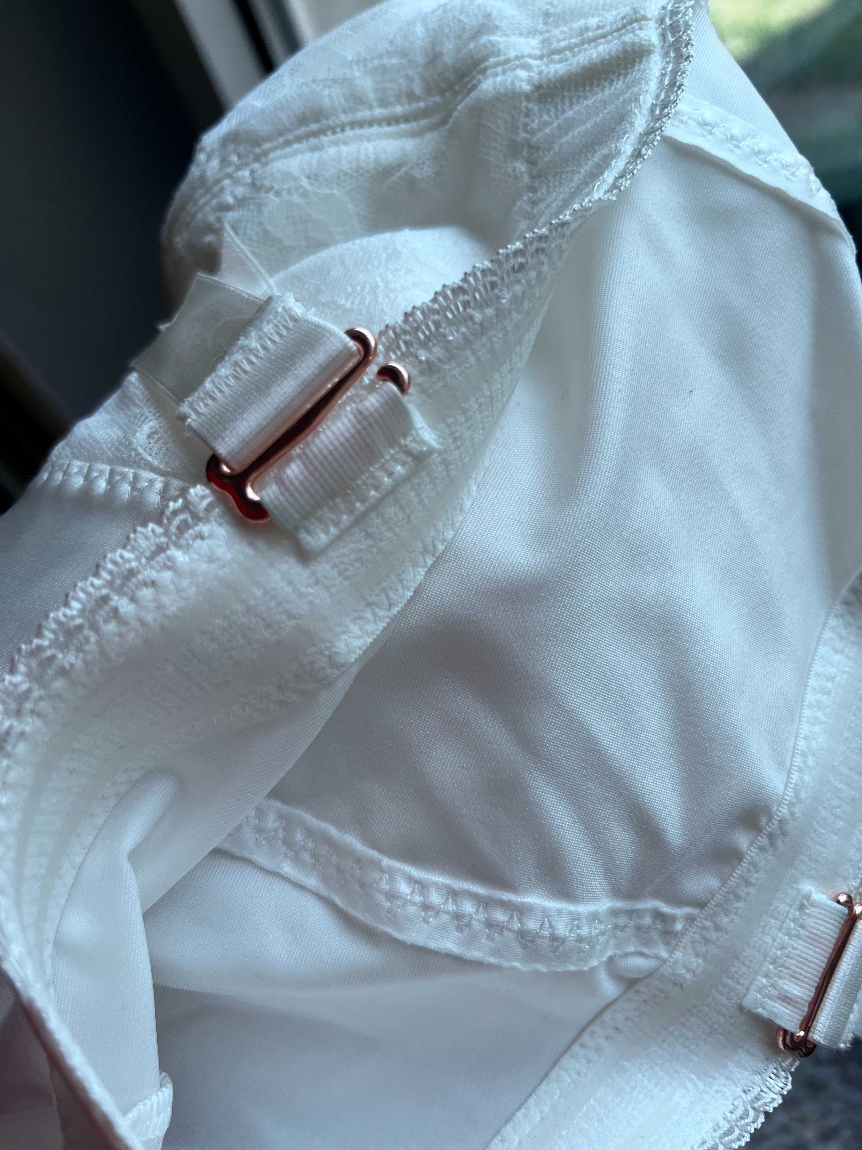 Gorset Gossard Retrolution VIP 70C 32C ivory corselette ślub