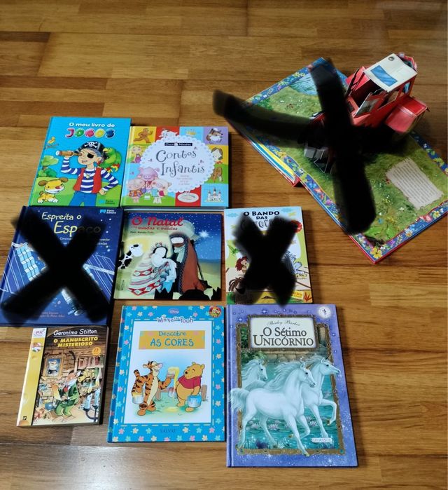 Livros infantis variados