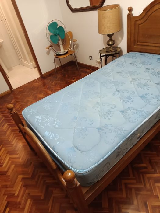Cama solteiro para despachar
