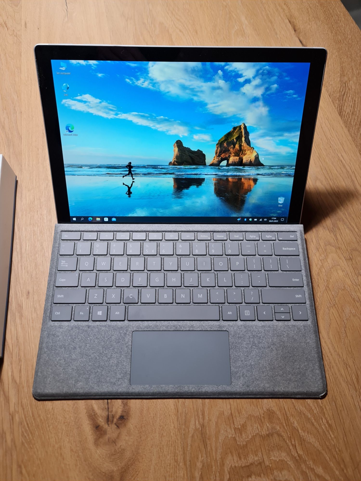Laptop tablet Microsoft Surface Pro i5  128/4 GB