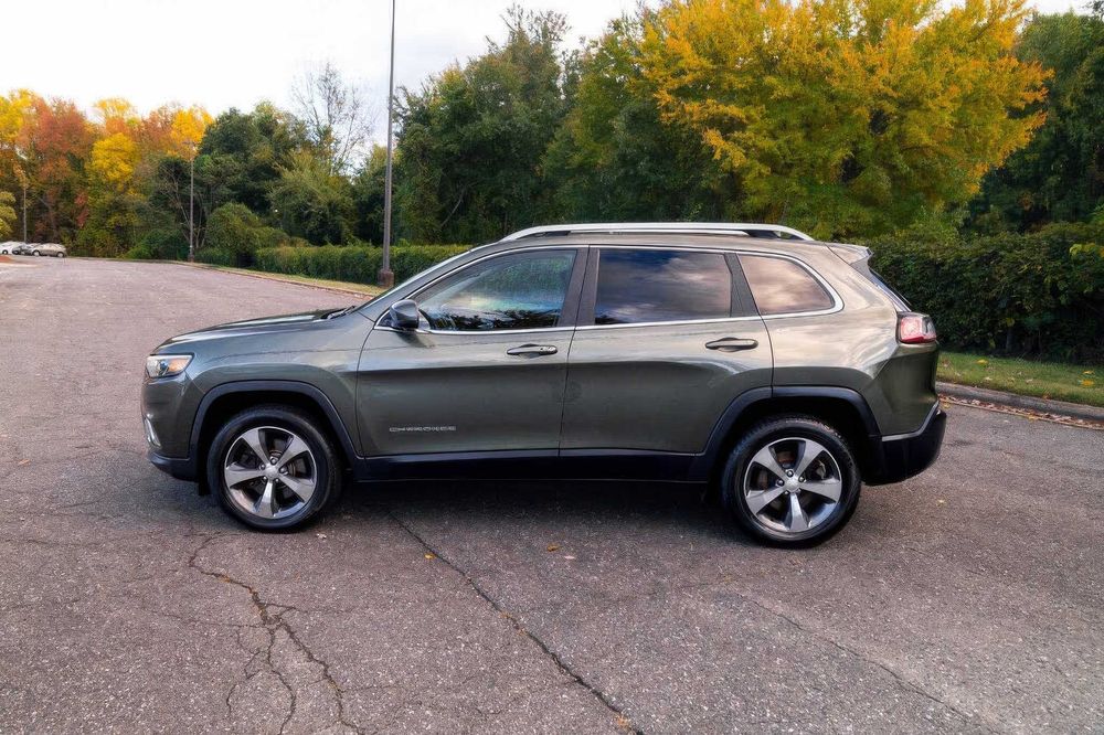 Jeep Cherokee Limited      2019