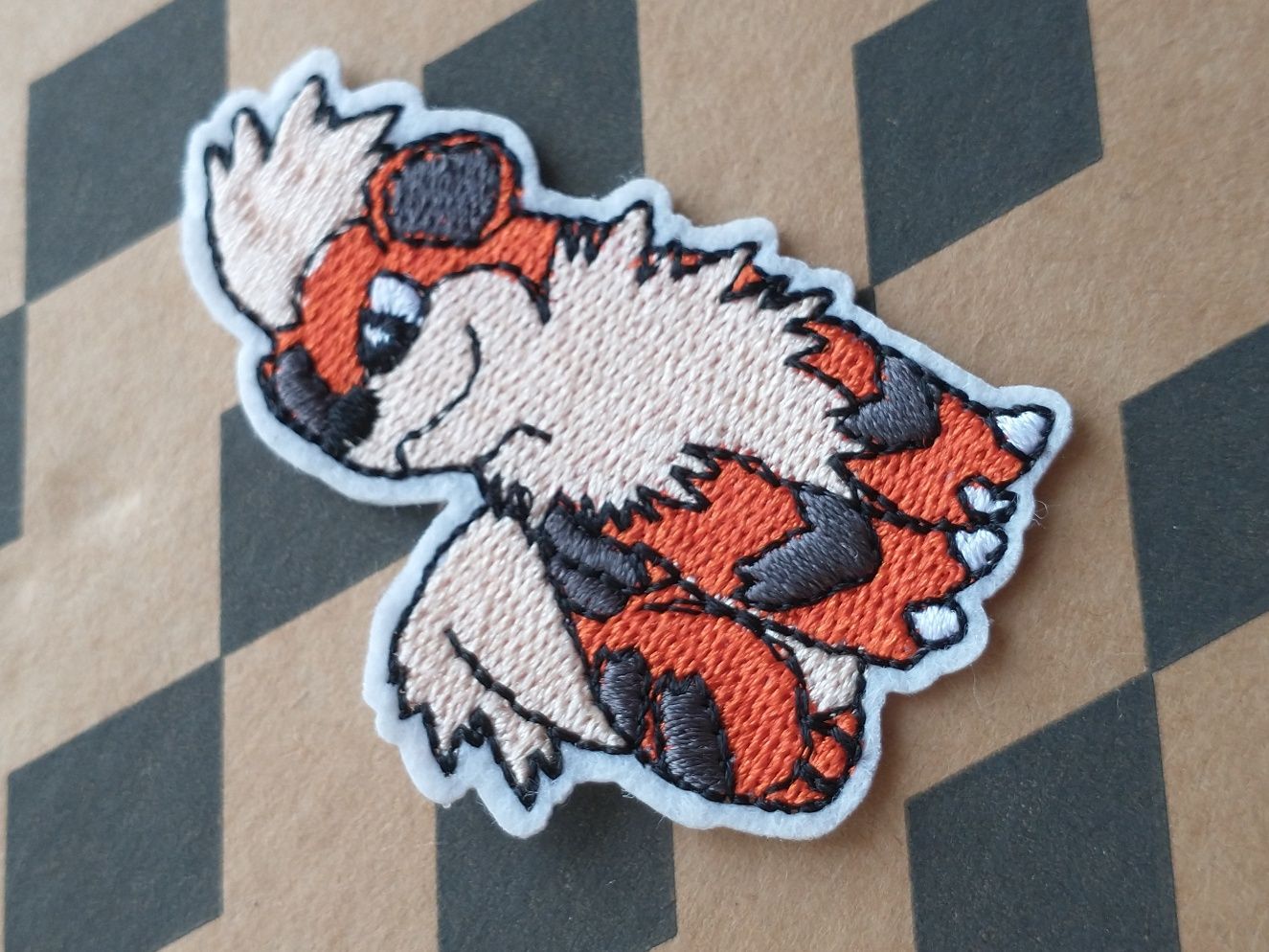 naszywka Growlithe Pokemon naprasowanka