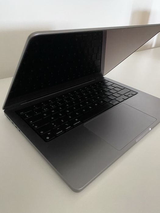 Apple MacBook Pro 14 16GB/512GB M1 Pro CPU 8-core GPU 14-core/Cinzento