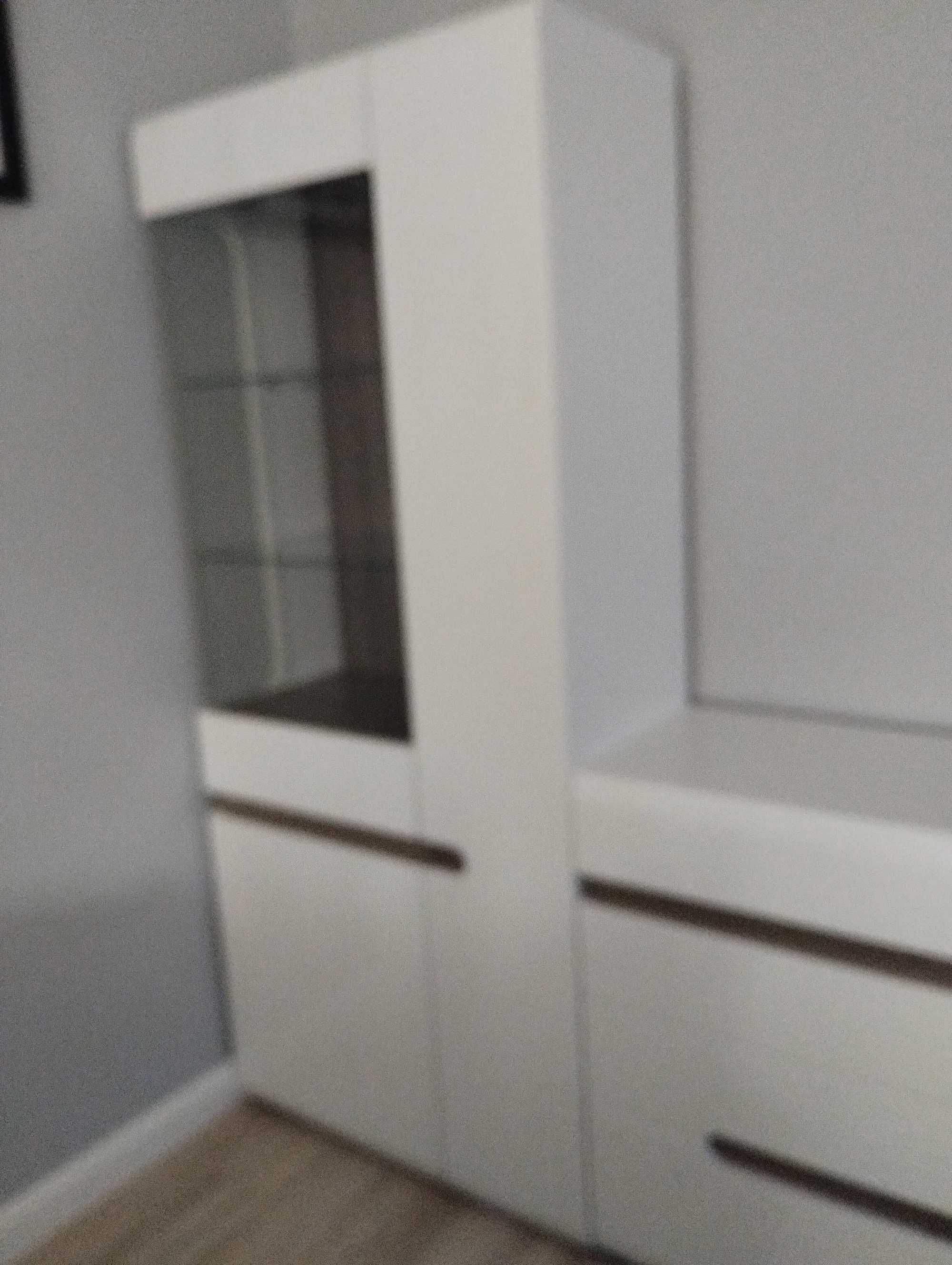 Biała Witryna Meble Wójcik Typ 01L Witryna 3D Kolekcja Linate