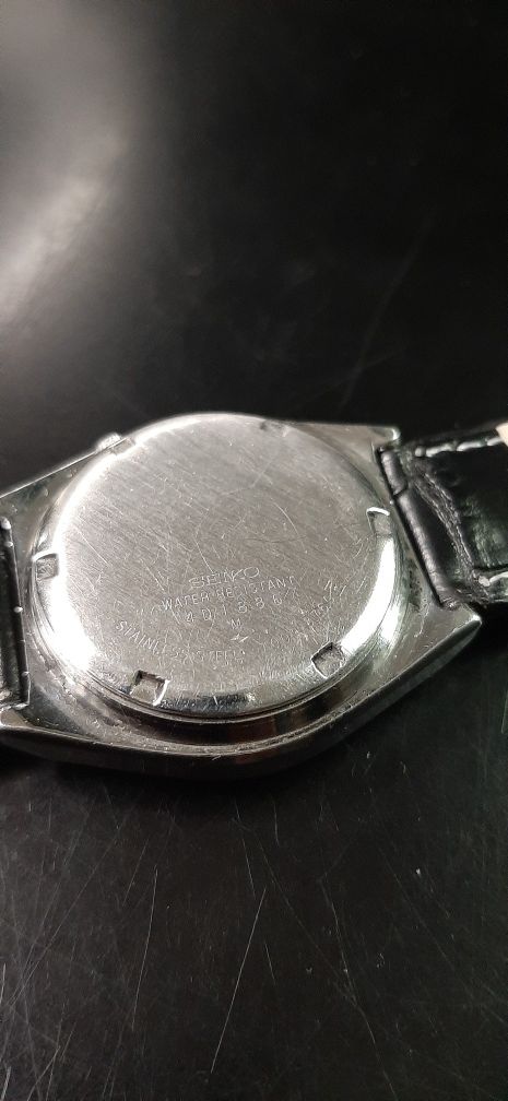 Relógio seiko dourado