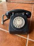Telefone fixo antigo
