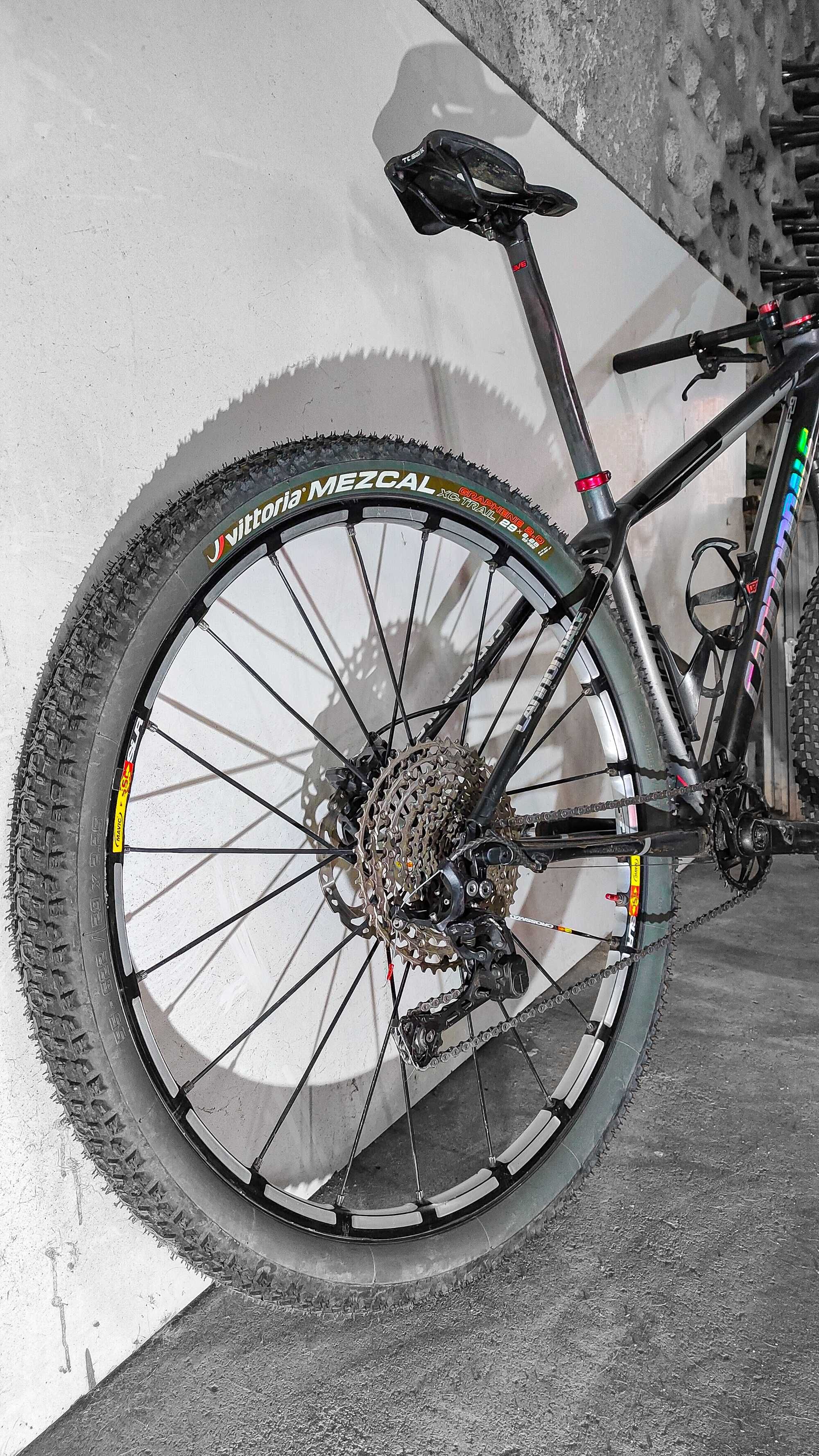 Bicicleta BTT Cannondale 29 Carbono