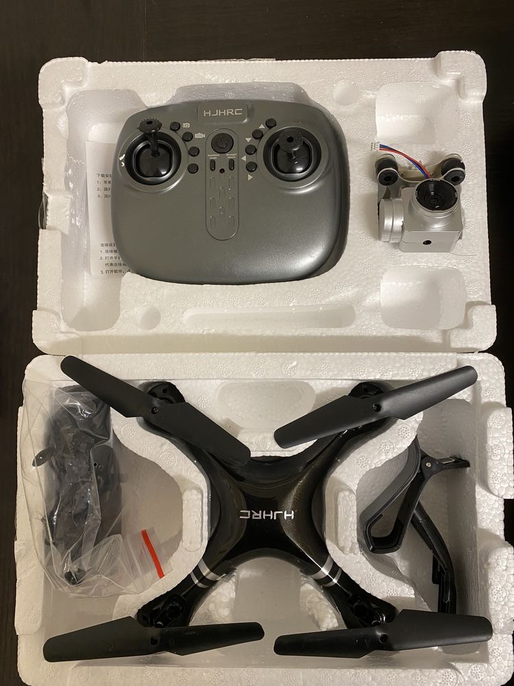 Dron zdalnie sterowany