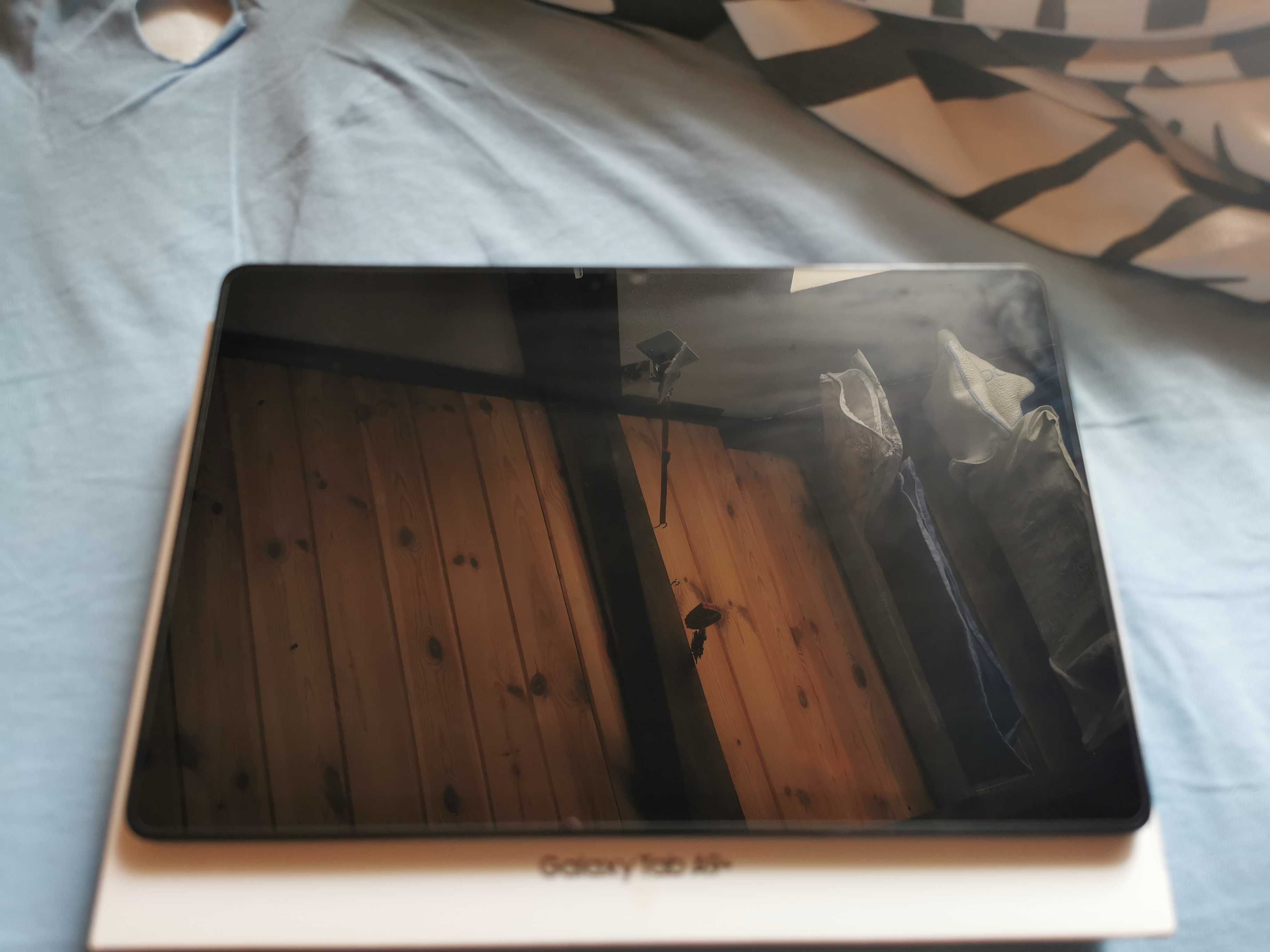 Samsung Galaxy Tab A9 Plus 8/128 WI-FI +etui Jak nowy