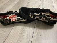 Vans x supreme leopard black