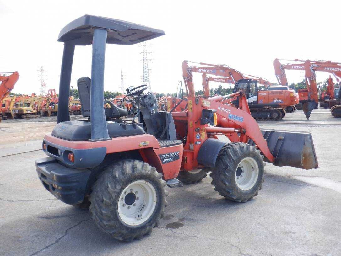 Погрузчик колесный KUBOTA R530 Z