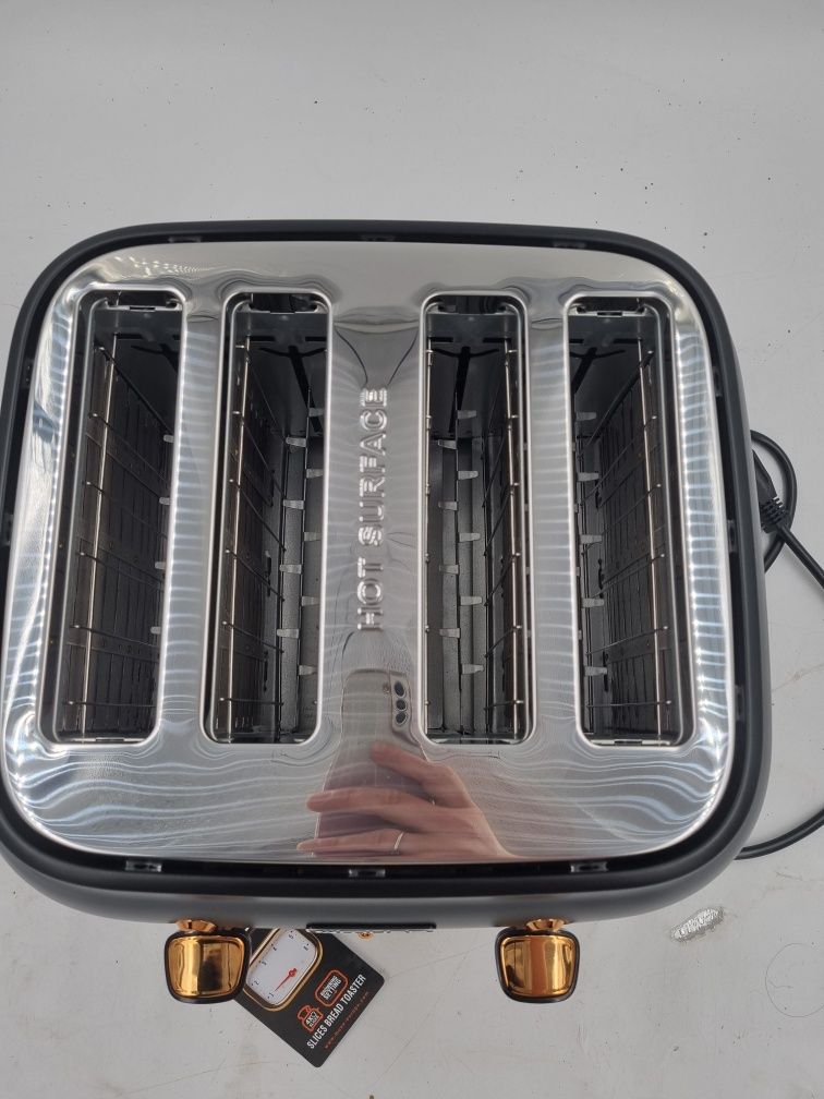 Toster Muse w stylu retro ze stali nierdzewnej