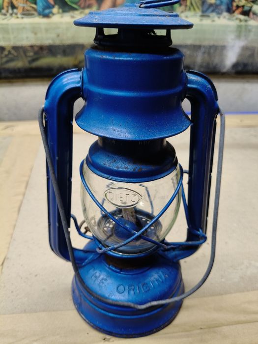 Vendo este candeeiro antigo