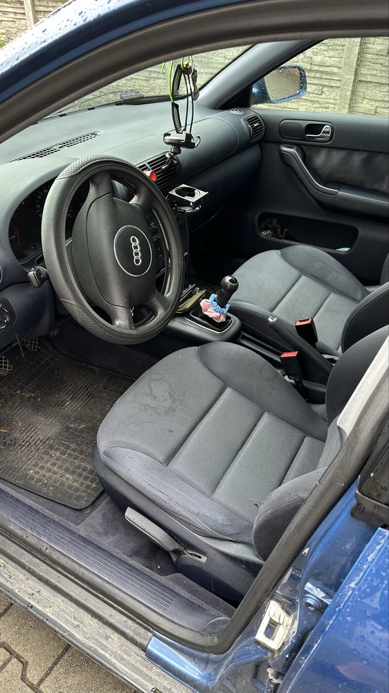 Audi a3 1,6 8v klima nowy rozrzad + koła zimowe idealna pod gaz