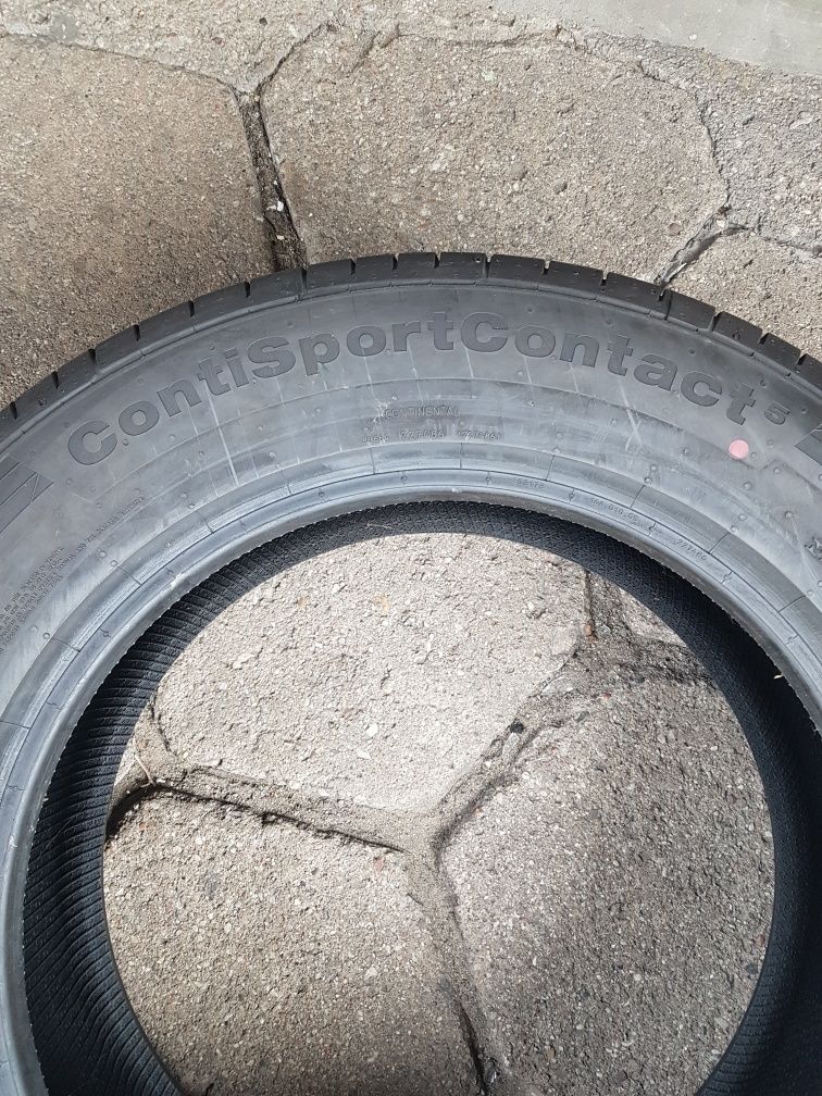 235/60r18 Continental nowe