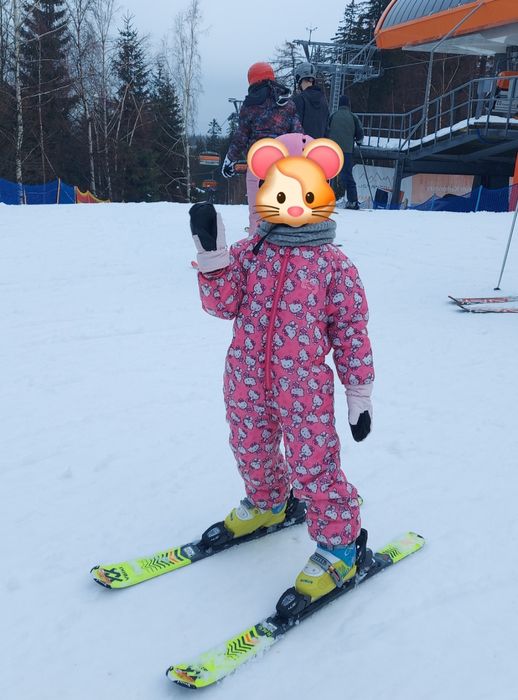 122-128cm Kombinezon Hello Kitty zimowy na śnieg zimę różowy z kotkami