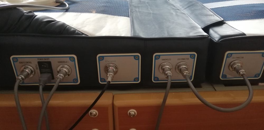 Nefrytowe łóżko masujące JADĘ Komfort